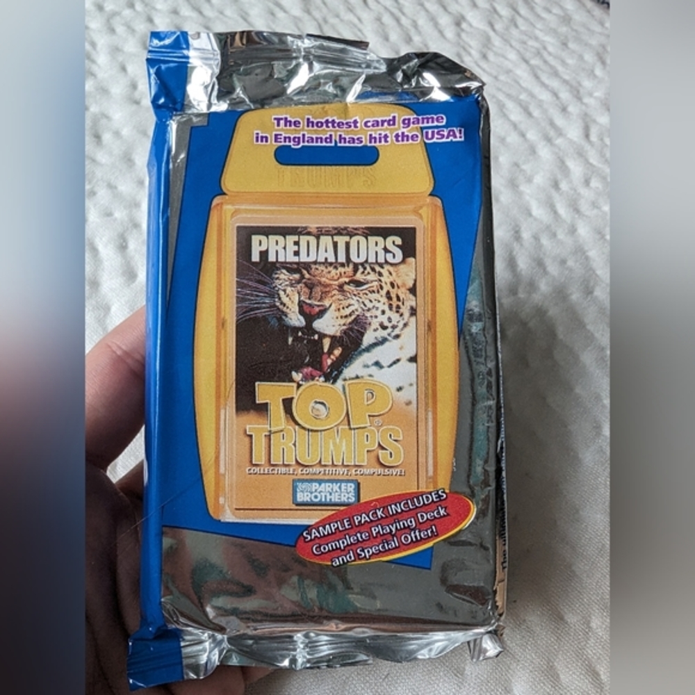 Top Trump's Predators Card Game 2003 New Unopened